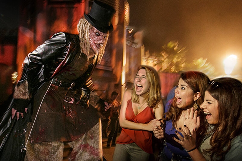 Halloween Junkie - Universal Studios Halloween Horror Nights