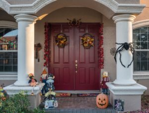 Halloween Junkie - Halloween Indoor and Outdoor Decorations