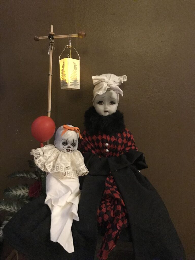 The Dreadful Dolls Revival: Transformed Into Creepy Decors for The Halloween Junkie